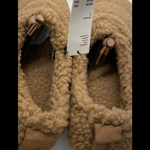 URBAN OUTFITTERS SHERPA HARDSOLE SLIPPERS NEW - Picture 4 of 11